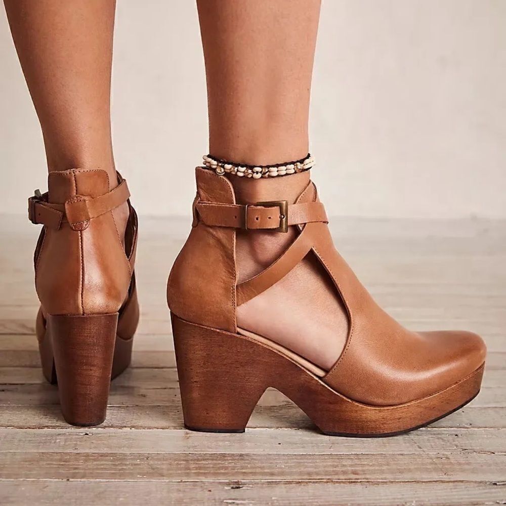 New Free People Cedar Platform Clogs Heels